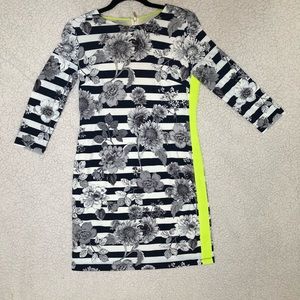 Quarter length print dress